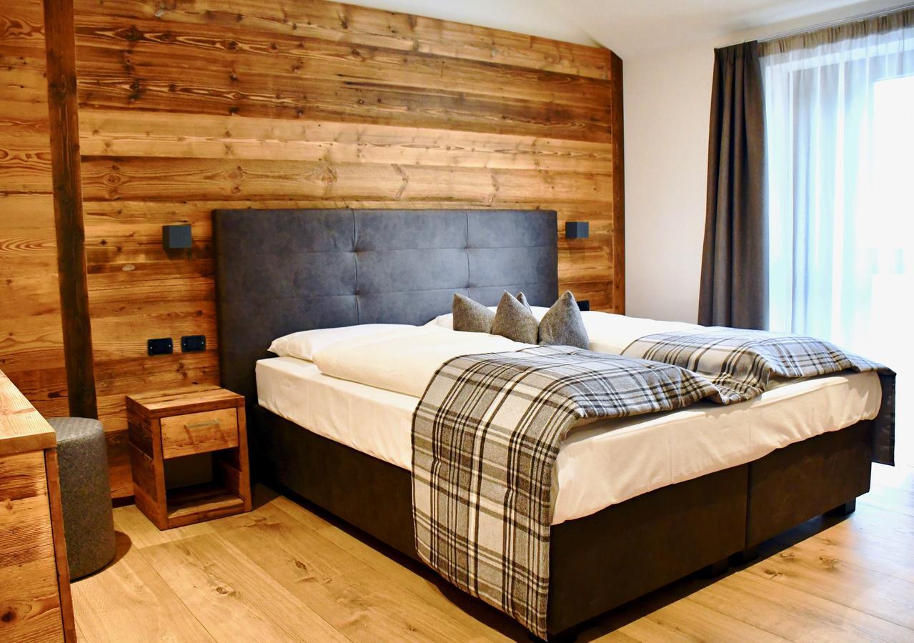 Hotel Alpenrose Wellness ヴァッターロ エクステリア 写真